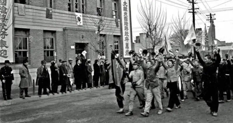 Rare Photos Of The Unified Korea Before It Was Torn In Two