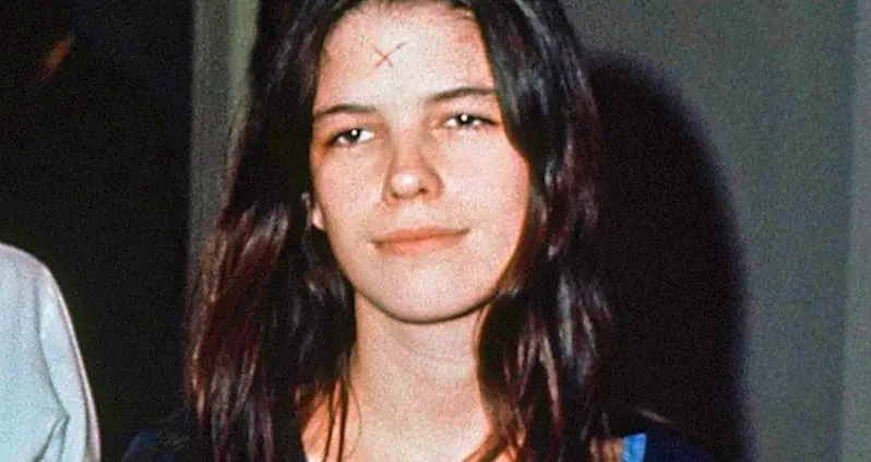 Leslie Van Houten Was A 19-Year-Old Homecoming Queen — Then She Met Charles Manson