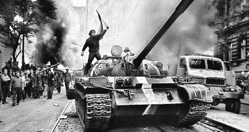 44 Evocative Images Of The Prague Spring, When Czechoslovakia Tried To Escape Soviet Rule