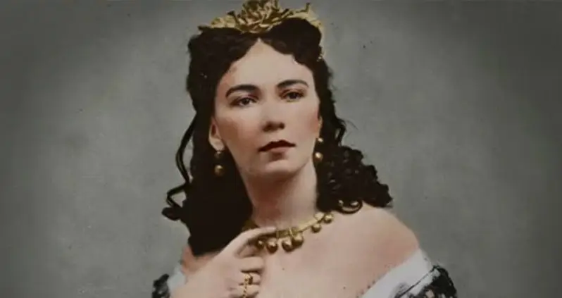 From Victorian Commoner To Royal French Courtesan: The Luxurious Life Of Cora Pearl