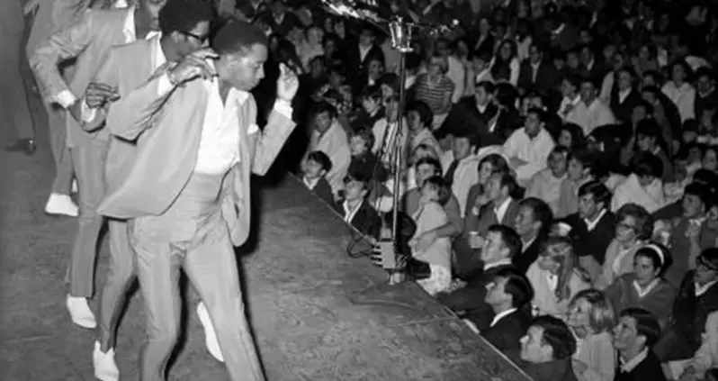 106 Years Of Showtime At The Apollo, From Vaudeville To Motown In 33 Vintage Photos