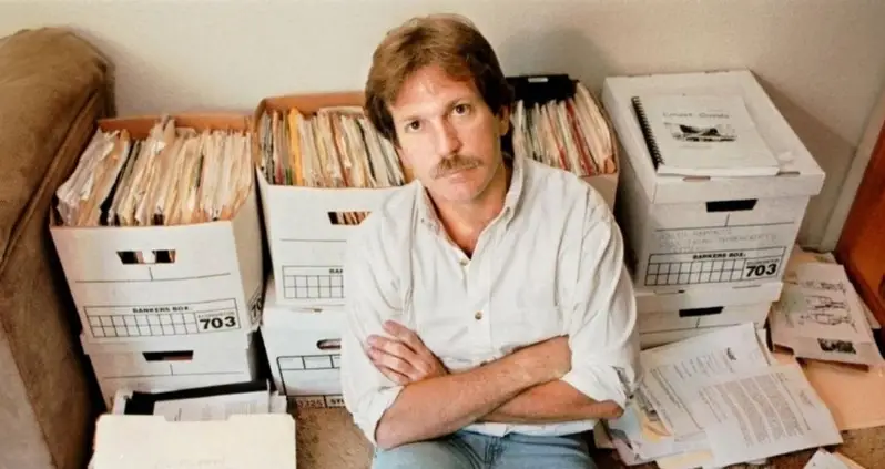 The Tragic Story Of Gary Webb, The Investigative Journalist Who Died By Suicide After Exposing The CIA
