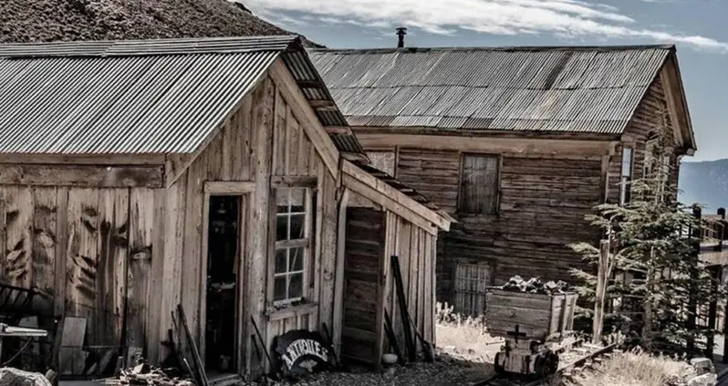 How Cerro Gordo Went From A Silver Boomtown To An Abandoned Ghost Town