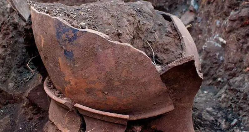 Gargantuan 500-Year-Old Jug Proves To Be Fermentation Jar For Corn Beer