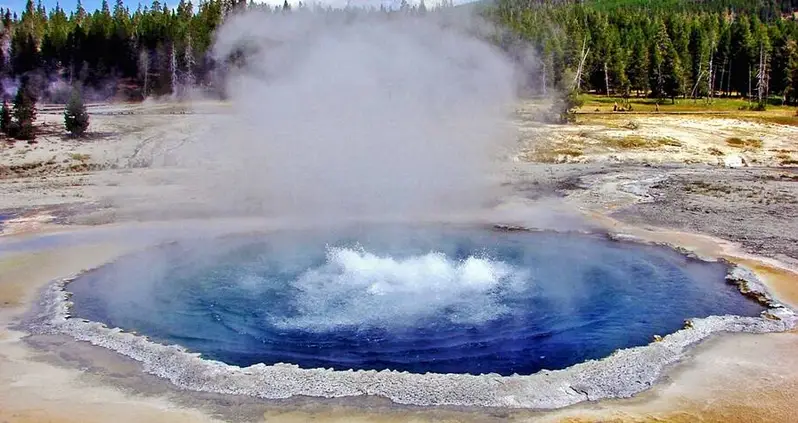 Woman Falls Into Boiling Geyser While Taking A Selfie After Breaking Into Closed-Down Yellowstone