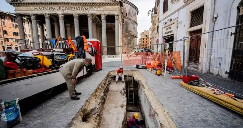 A Sinkhole That Just Opened By The Pantheon Has Brought Original Roman Paving Stones To Light