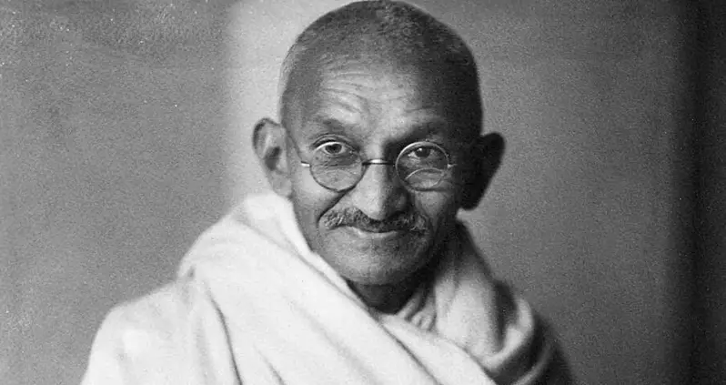 UK Auction House Finds Gandhi’s Gold-Plated Glasses Dangling Out Of Their Mailbox