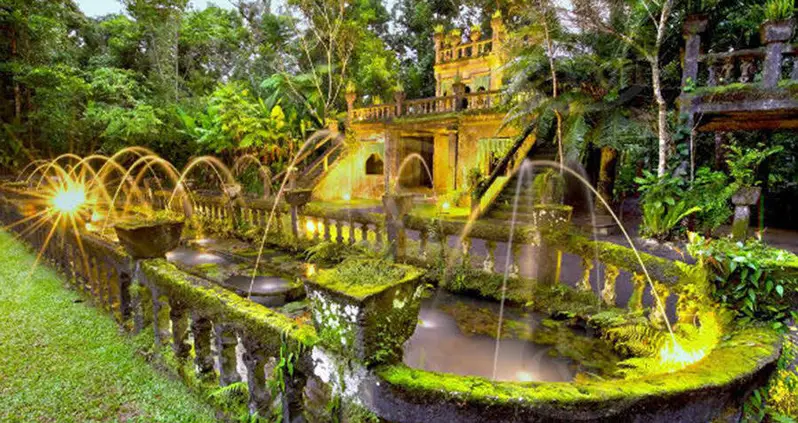 21 Enchanting Photos Of Paronella Castle, The Australian Party Palace Abandoned In The Jungle