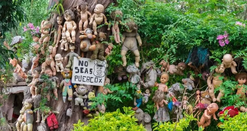 27 Photos Of Mexico’s ‘Island Of The Dolls’ That Will Haunt Your Dreams