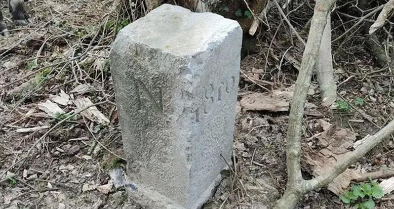 Belgian Farmer Accidentally Redraws Country’s Border By Moving Stone Blocking His Tractor