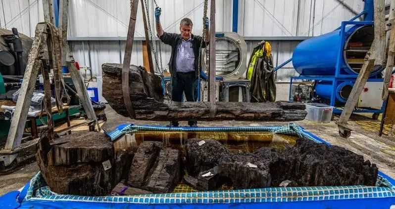 4,000-Year-Old Bronze Age Coffin Made Of A Tree Trunk Discovered In Golf Course Pond