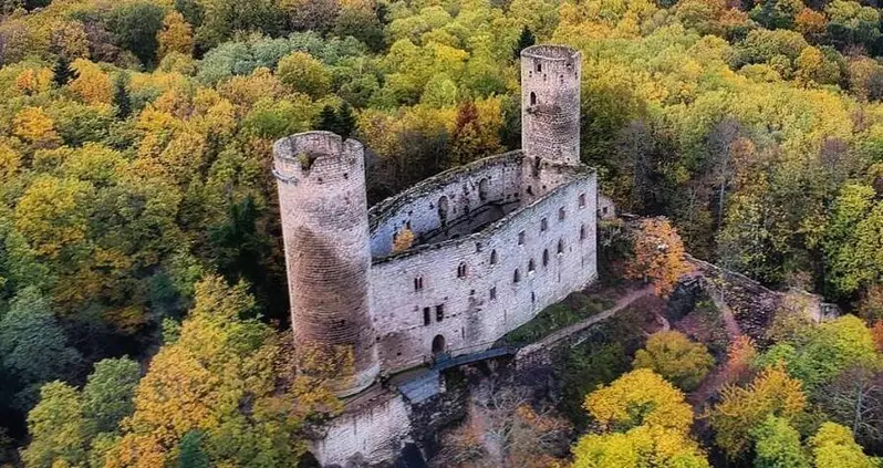 Explore The Medieval Fortress Château D’Andlau In These 25 Stunning Images