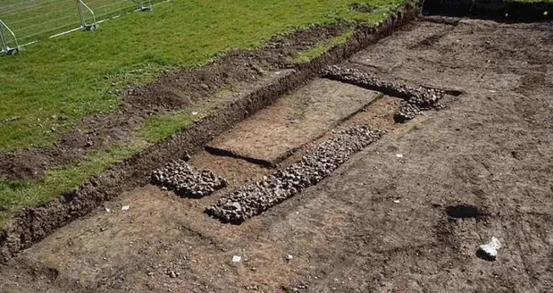 Ancient Roman ‘Service Station’ Unearthed In England During Soccer Field Construction