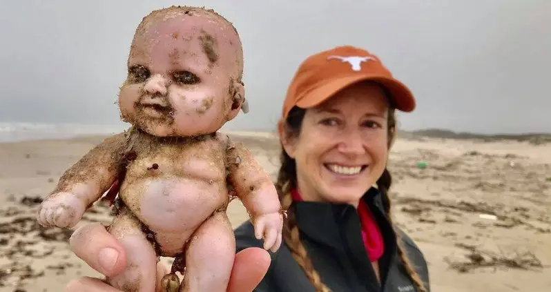 Marine Scientists Keep Finding Creepy Dolls Washed Ashore On This Texas Beach