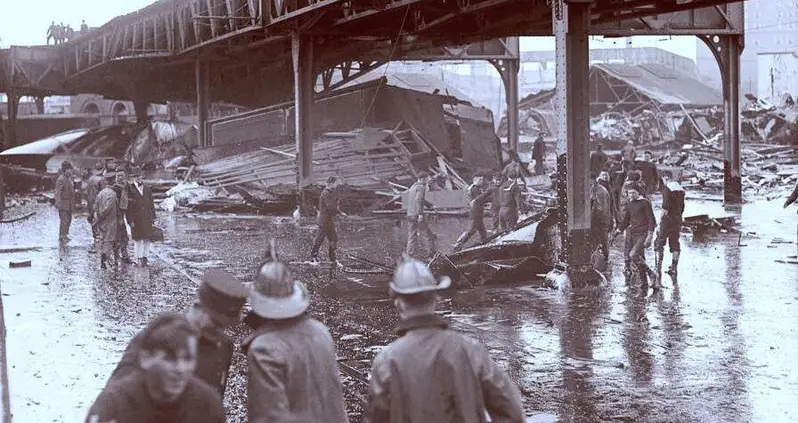 22 Surreal Photos From The Great Boston Molasses Flood And Its Sticky Aftermath