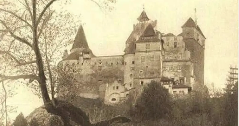 Discover Bran Castle, The Transylvanian Fortress Said To Be The Home Of Dracula