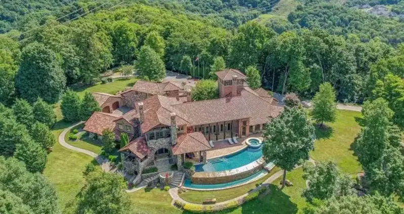 Inside The History Of Villa Leopolda, One Of The Most Expensive Properties In History