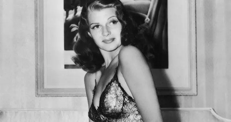 32 Famous Photos Of Rita Hayworth — And The Surprisingly Sad Story Behind The 1940s Sex Symbol