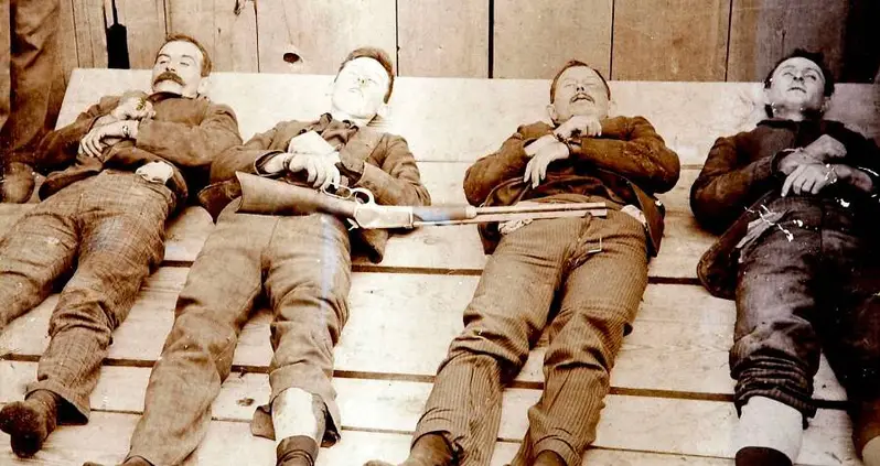 The Rise And Fall Of The Dalton Gang, The Wild West Outlaws Who Tried To Rob Two Banks At Once