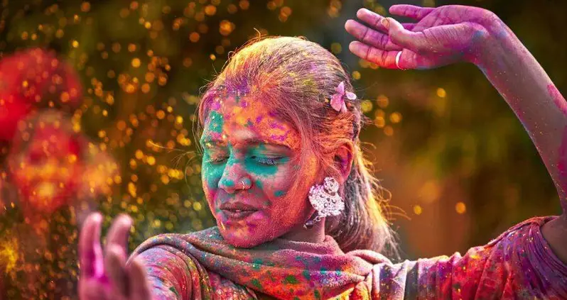 33 Vivid Photos Of Holi, The Hindu Festival Of Color That’s Celebrated Around The World Each Spring