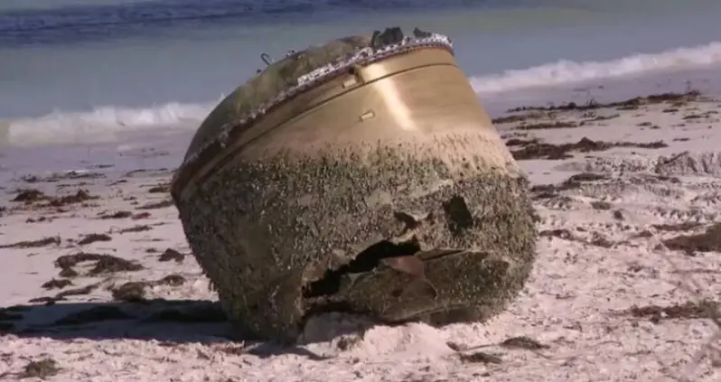 Australian Officials Baffled By Giant Metal Cylinder That Mysteriously Washed Up On Green Head Beach