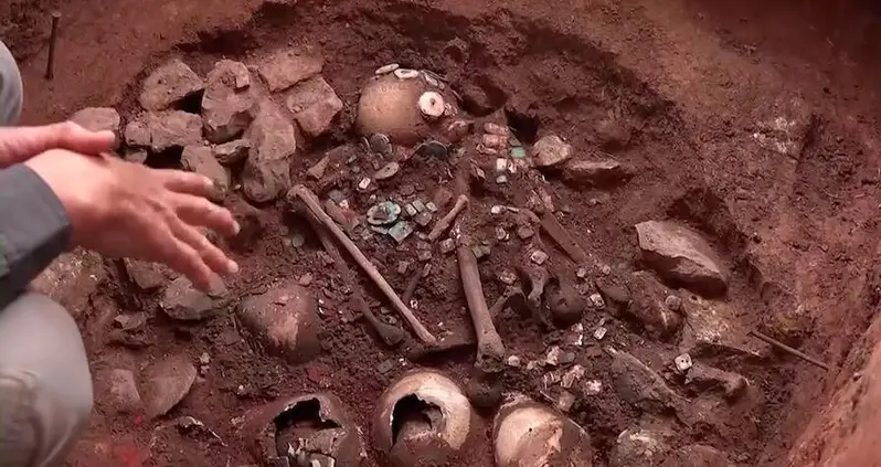 Archaeologists Exhume ‘Very Peculiar’ 3,000-Year-Old Tomb Of ‘Priest Of Pacopampa’ In Peru