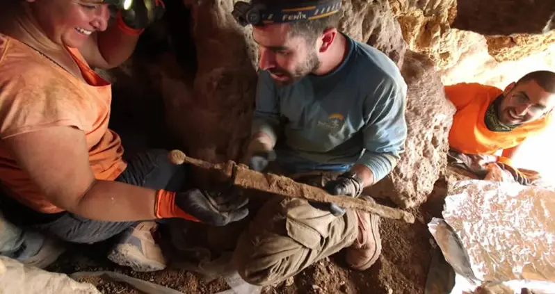 Four Roman Swords Thought Stolen By Judean Rebels 1,900 Years Ago Were Just Found Hidden In A Cave Near The Dead Sea