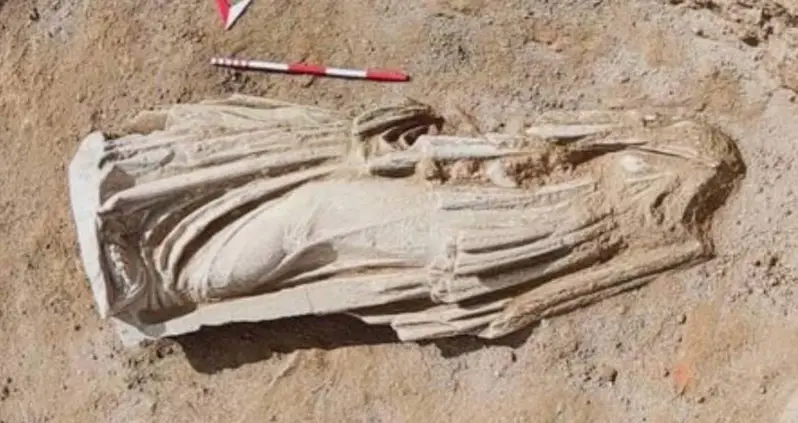 Hellenistic-Era ‘Dancing Muses’ Statue Unearthed After 22 Centuries