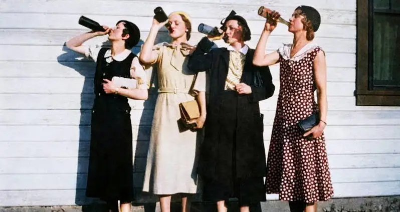 77 Colorized Images That Show The Roaring Twenties As It Truly Was