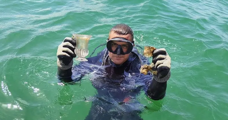 Underwater Archaeologists Find Centuries-Old Glass Vessels Off The Coast Of Bulgaria
