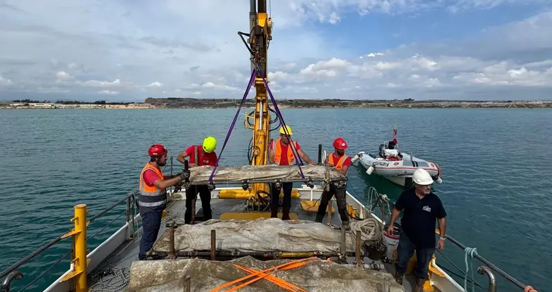 Divers In Sicily Begin Salvaging The Ancient Greek Ship Gela II That Was Carrying The Legendary Metal Orichalcum