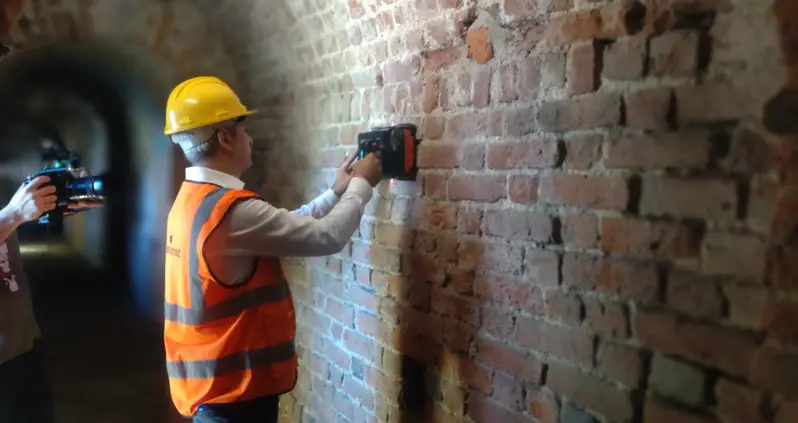 500-Year-Old Tunnels Depicted In Leonardo Da Vinci’s Sketches Have Been Found Beneath An Italian Castle