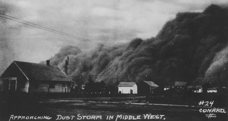 ‘The Sun Disappeared’: 27 Photos That Capture The Tragedy Of The Kansas Dust Bowl