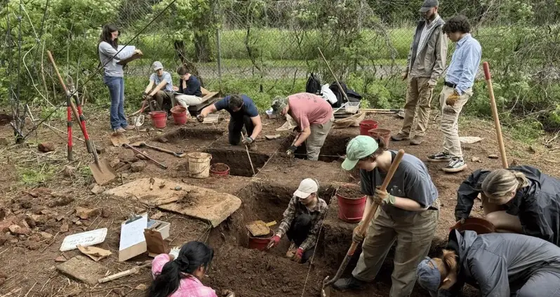 Archaeology Students In Missouri Just Uncovered An Historic Pioneer Homestead That Was Built In The 1830s