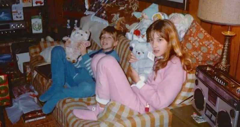 44 Vintage Photos Of Christmas In The 1980s, Before The Rise Of Amazon And Social Media