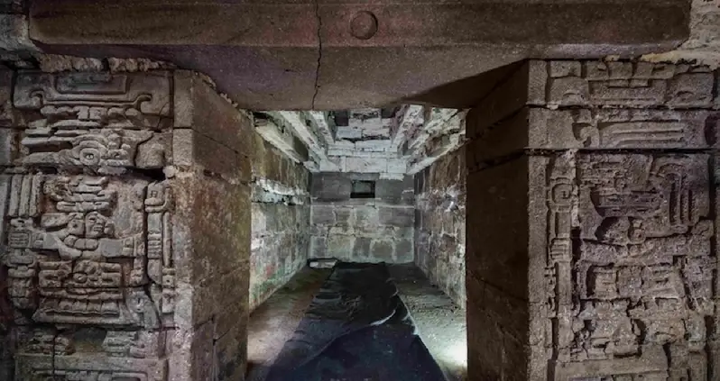 1,400-Year-Old Tomb Built By Mexico’s ‘Cloud People’ Found Complete With Murals And Eerie Carvings