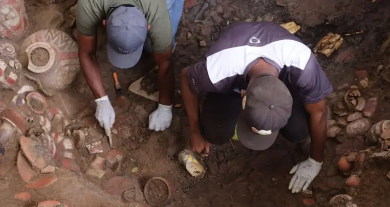 Archaeologists In Panama Just Unearthed A Luxurious Pre-Columbian Tomb Filled With Ornate Ceramics And Gold