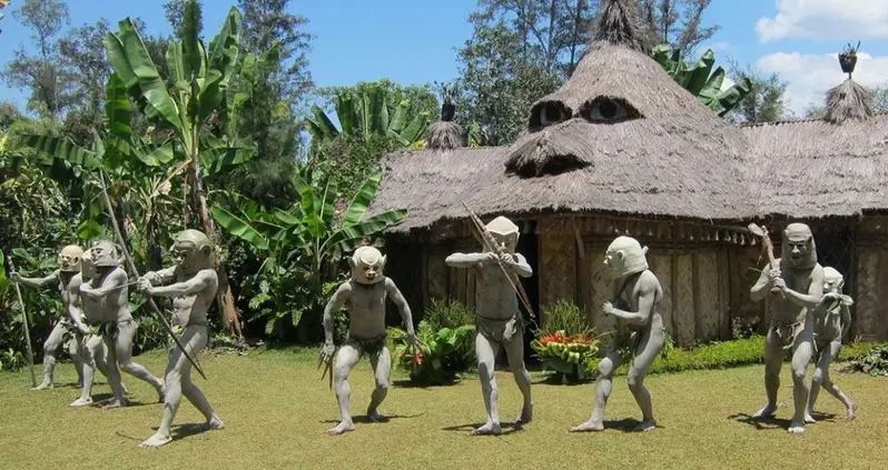 Meet The Asaro Mudmen, The Papua New Guinea Warriors Who Disguise Themselves With Eerie Masks