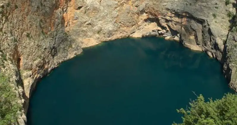 Earth’s Most Fascinating Sinkholes