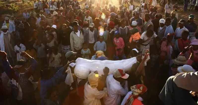 Five Interesting (If Not Brutal) Death Rituals Around The World