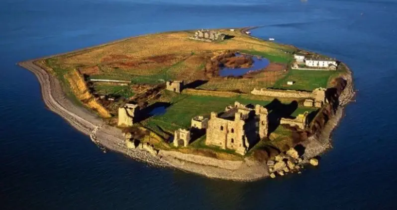 A Tiny Island Off The Coast Of England Just Put Out An Open Call For A New Monarch