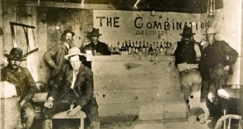 33 Rare Images Of Wild West Saloons That Show What These Frontier Institutions Actually Looked Like
