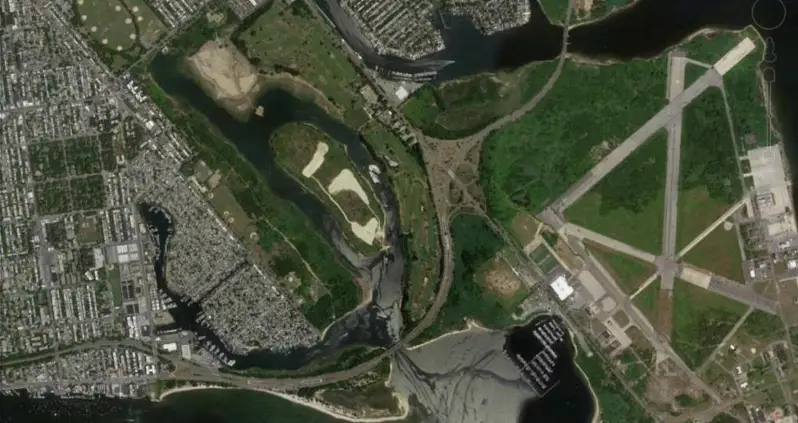 Stunning Before/After Satellite Images Of New York After Hurricane Sandy
