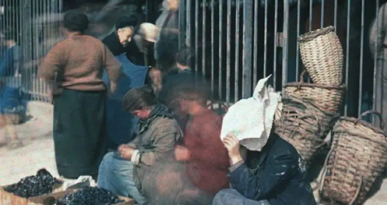 Early 20th Century Paris In Amazing Color