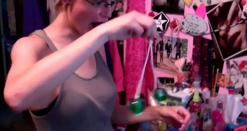 Five Low-Tech Christmas Toys To Make Parents Long For The Past