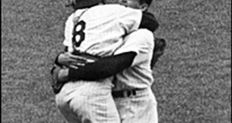 20 Of The Most Famous Sports Photos