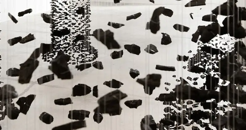 The Stunning Charcoal Installations Of Seon Ghi Bahk