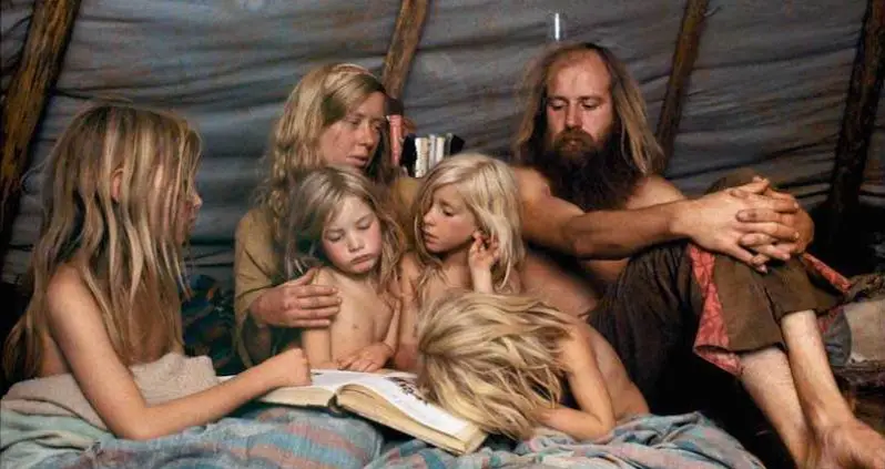 Society’s Dropouts: 31 Eye-Opening Photos Of America’s 1970s Hippie Communes