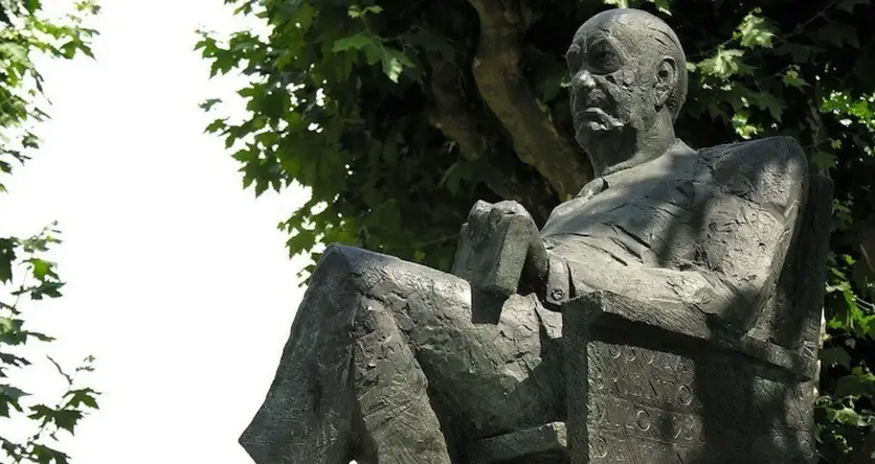 10 Modern Spanish-Language Writers To Read Before You Die
