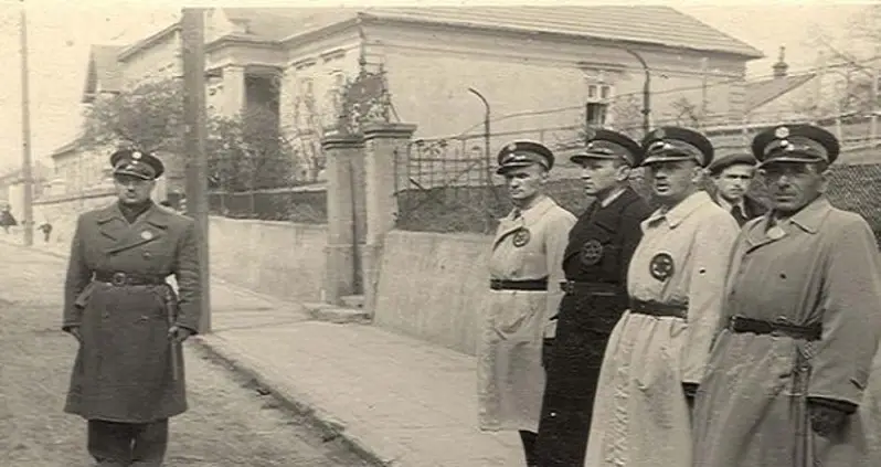 Why Some Jewish People Collaborated With The Nazis